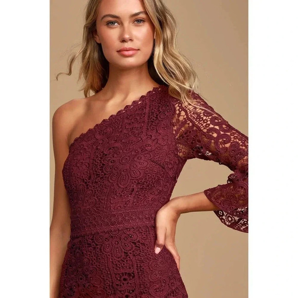 Lulu's Dreamy Date Burgundy Crochet Lace One-Shoulder Mini Party Cocktail Dress - Picture 3 of 10